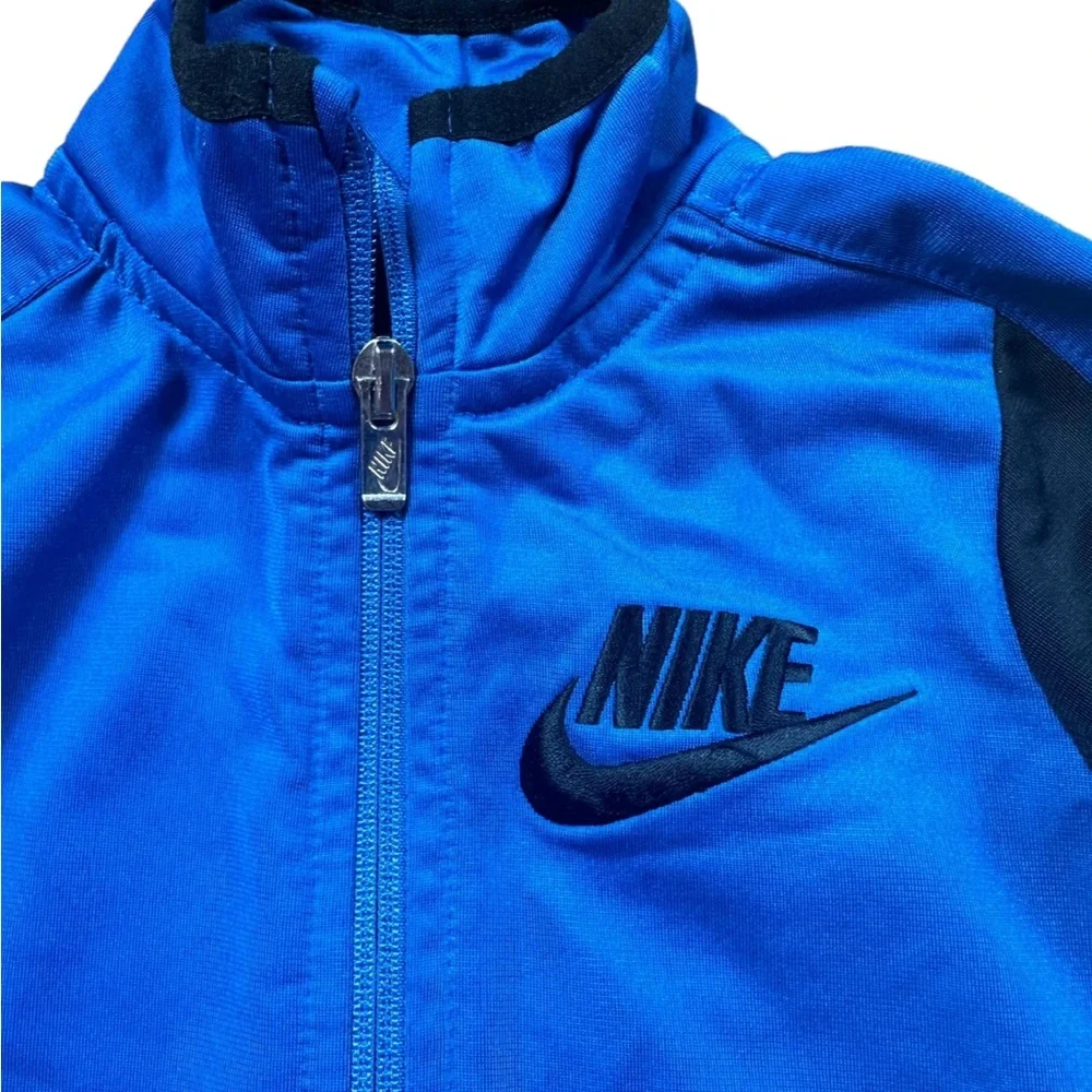 Nike blue black